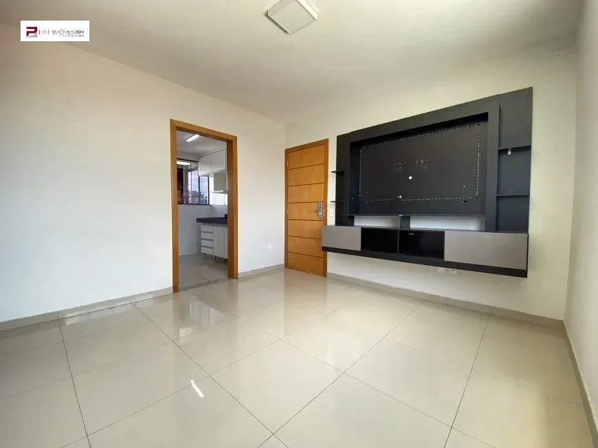 Foto 1 de Apartamento com 3 Quartos à venda, 67m² em Rio Branco, Belo Horizonte