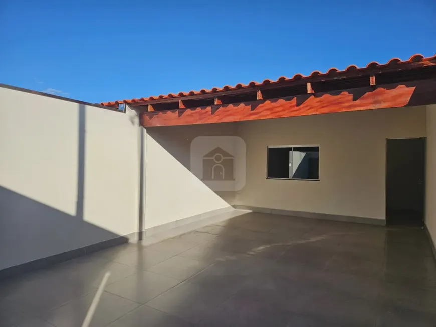 Foto 1 de Casa com 3 Quartos à venda, 107m² em Shopping Park, Uberlândia