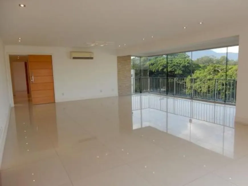 Foto 1 de Cobertura com 4 Quartos à venda, 295m² em Barra da Tijuca, Rio de Janeiro