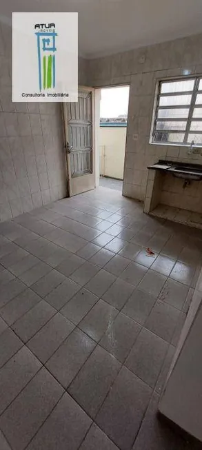 Foto 1 de Casa com 2 Quartos para alugar, 50m² em Chora Menino, São Paulo