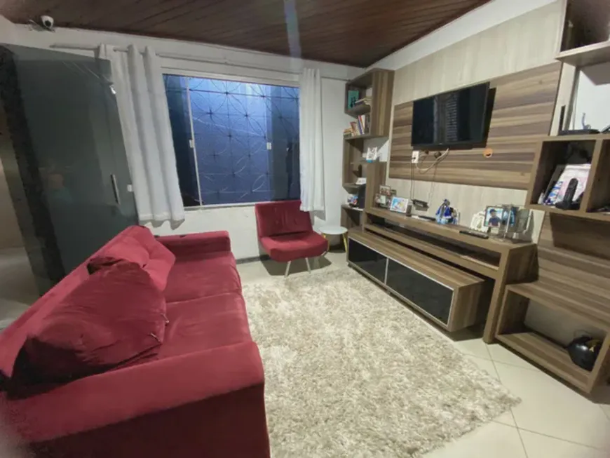 Foto 1 de Casa com 2 Quartos à venda, 120m² em Itapuã, Salvador