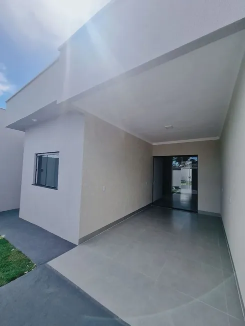Foto 1 de Casa com 3 Quartos à venda, 129m² em Vila Galvão, Senador Canedo