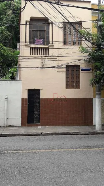 Foto 1 de Casa com 3 Quartos à venda, 90m² em São Domingos, Niterói