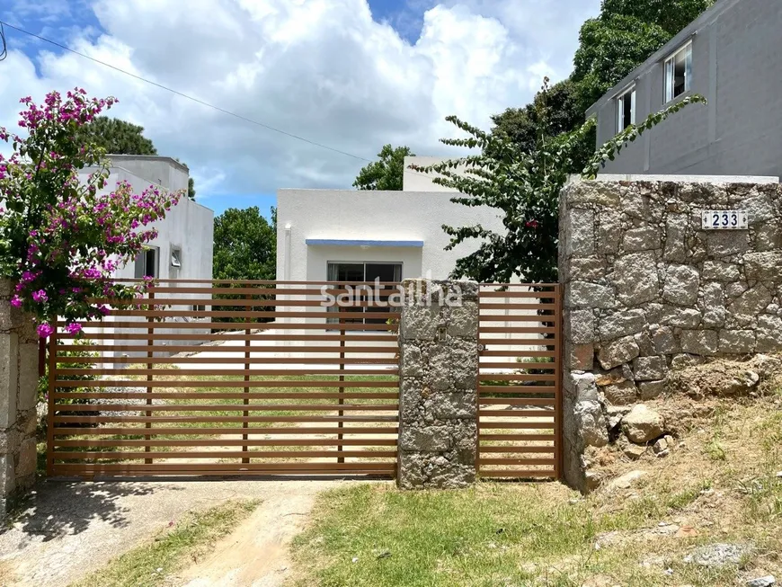 Foto 1 de Casa com 3 Quartos à venda, 100m² em Armação do Pântano do Sul, Florianópolis