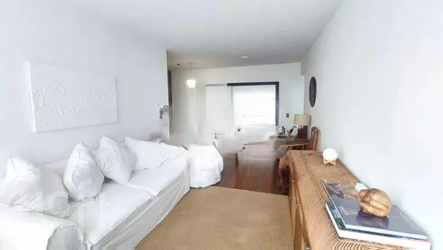 Foto 1 de Apartamento com 3 Quartos à venda, 105m² em Itaim Bibi, São Paulo