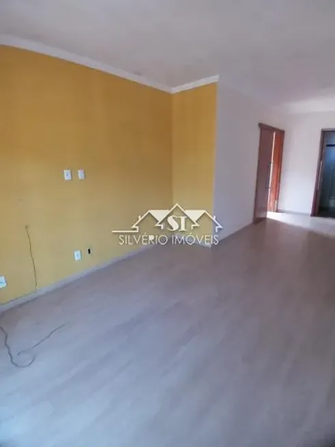 Foto 1 de Casa com 2 Quartos à venda, 70m² em Alto da Serra, Petrópolis