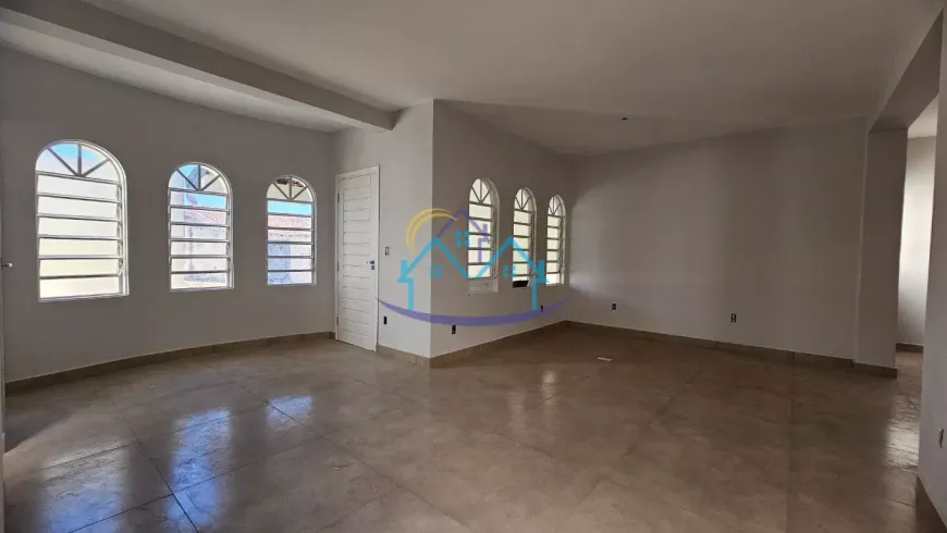 Foto 1 de Casa com 3 Quartos à venda, 238m² em Jardim Eldorado, Bauru