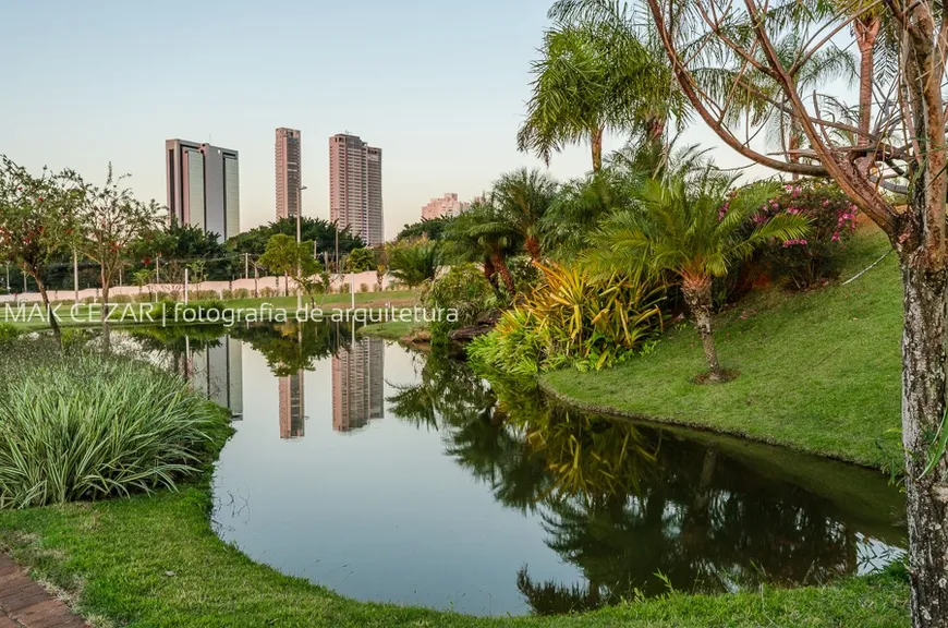 Foto 1 de Lote/Terreno à venda, 1180m² em Zona Sul, Uberlândia