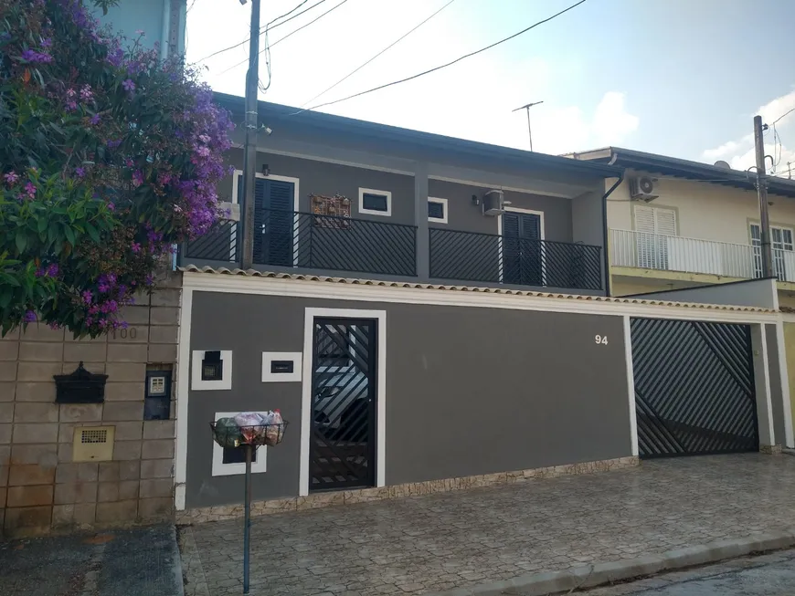 Foto 1 de Casa com 4 Quartos à venda, 235m² em Vila Manoel Ferreira, Campinas