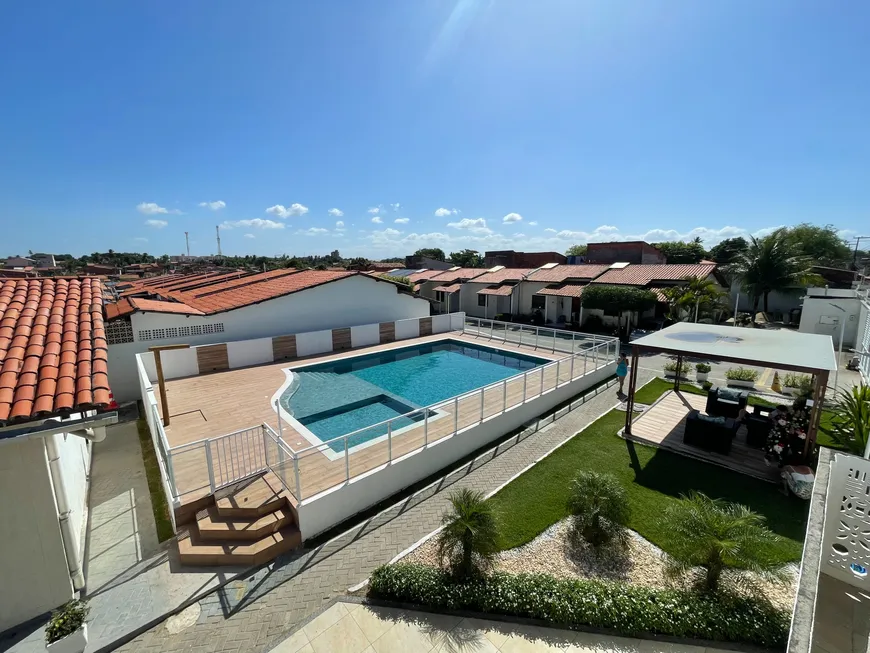 Foto 1 de Casa de Condomínio com 3 Quartos à venda, 70m² em Lagoa Redonda, Fortaleza