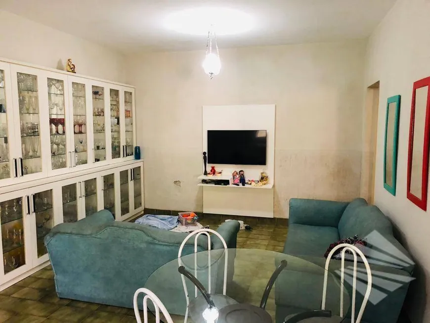 Foto 1 de Casa com 3 Quartos à venda, 100m² em Jardim Eulália, Taubaté