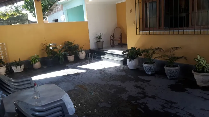 Foto 1 de Casa com 3 Quartos à venda, 200m² em Parque Corrientes, Campos dos Goytacazes