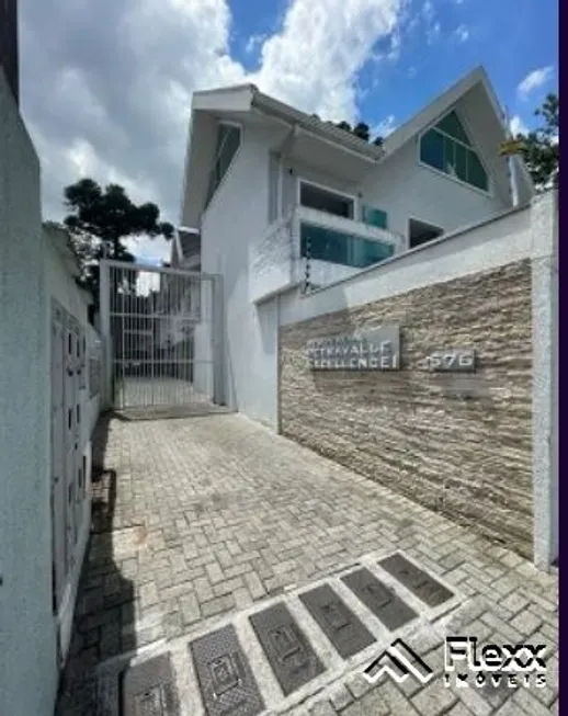 Foto 1 de Casa de Condomínio com 3 Quartos à venda, 110m² em Uberaba, Curitiba