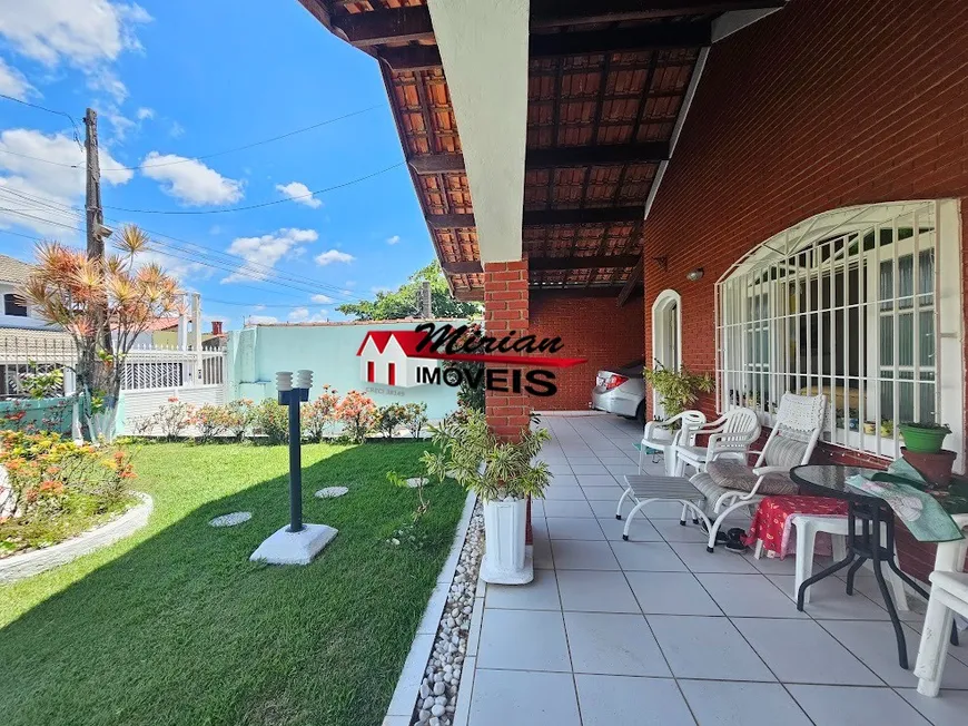 Foto 1 de Casa com 3 Quartos à venda, 191m² em Nova Peruíbe, Peruíbe
