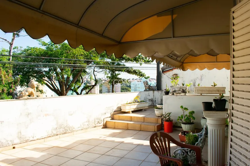 Foto 1 de Casa com 2 Quartos à venda, 171m² em Jardim Bonfim, Campinas