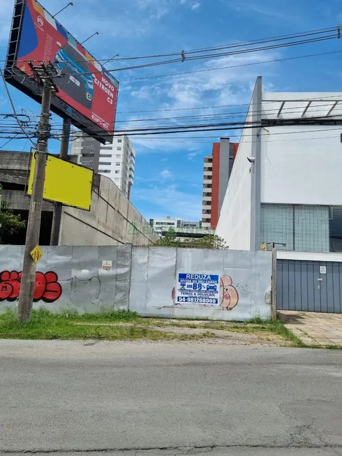 Foto 1 de Lote/Terreno à venda em Sanvitto, Caxias do Sul