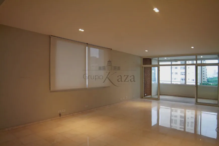 Foto 1 de Apartamento com 3 Quartos à venda, 320m² em Jardim Paulista, São Paulo
