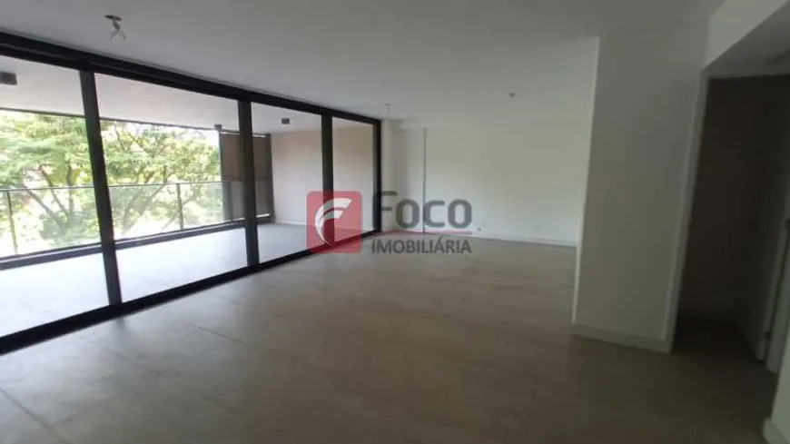 Foto 1 de Apartamento com 3 Quartos para venda ou aluguel, 164m² em Lagoa, Rio de Janeiro