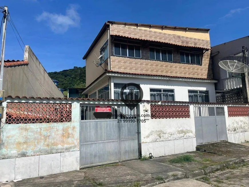 Foto 1 de Casa com 6 Quartos à venda, 180m² em Vila Muriqui, Mangaratiba