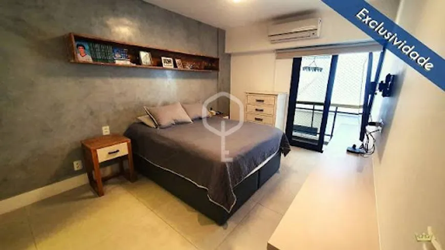 Foto 1 de Apartamento com 3 Quartos à venda, 104m² em Lagoa, Rio de Janeiro