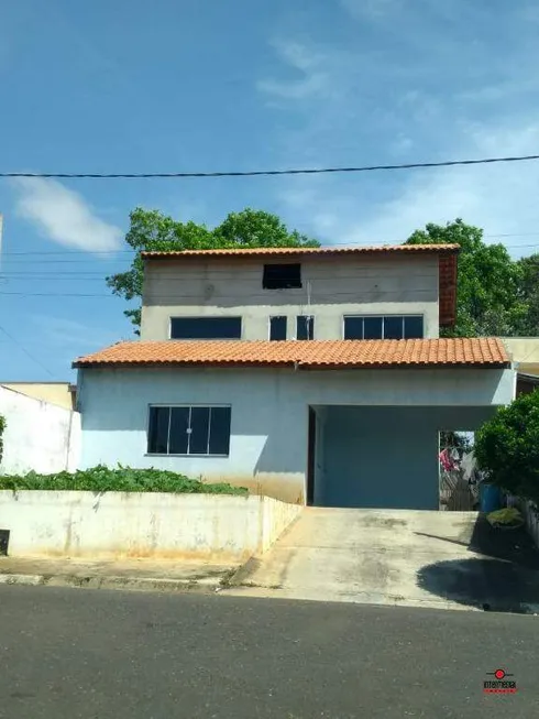 Foto 1 de Casa com 3 Quartos à venda, 187m² em Jardim Sartorelli, Iperó