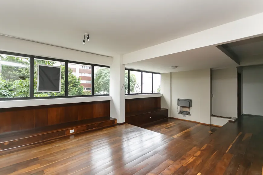 Foto 1 de Apartamento com 3 Quartos à venda, 218m² em Bigorrilho, Curitiba