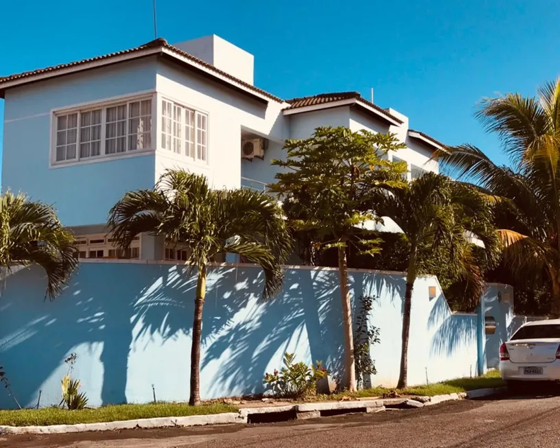 Foto 1 de Casa de Condomínio com 5 Quartos à venda, 322m² em Estrada do Coco, Lauro de Freitas