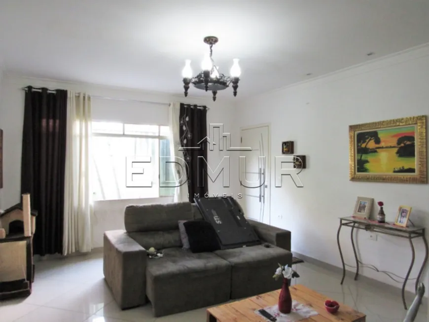 Foto 1 de Casa com 2 Quartos à venda, 156m² em Vila Pires, Santo André