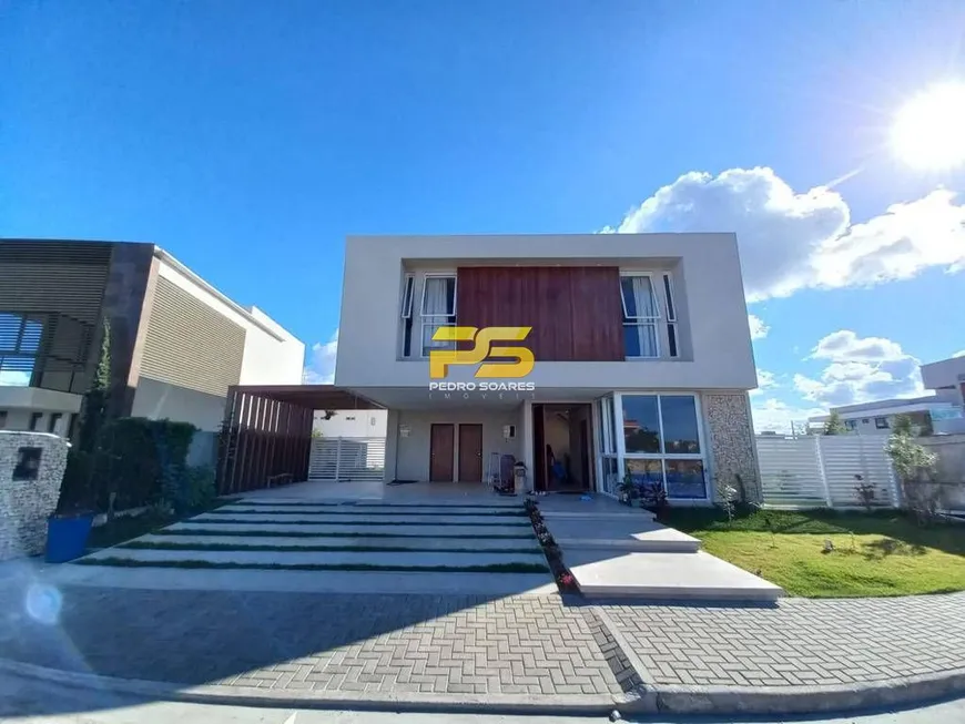 Foto 1 de Casa com 4 Quartos à venda, 370m² em Ponta De Campina, Cabedelo