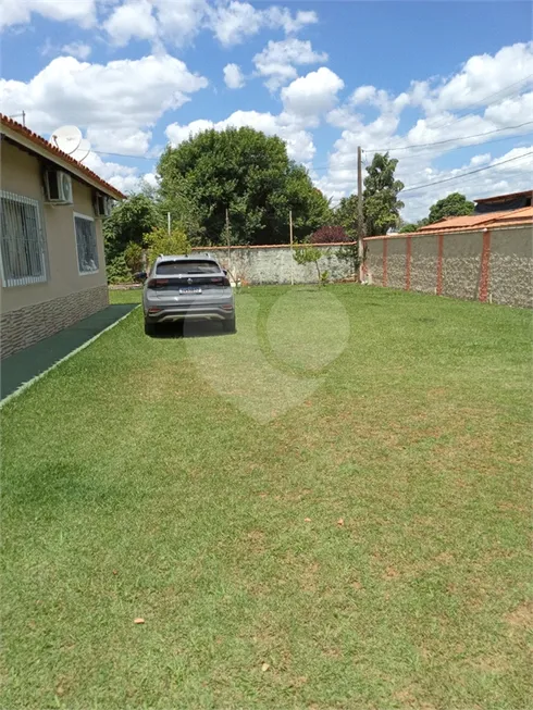 Foto 1 de Fazenda/Sítio com 2 Quartos à venda, 175m² em Centro, Aracoiaba da Serra