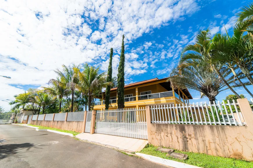 Foto 1 de Apartamento com 4 Quartos à venda, 780m² em Park Way , Brasília