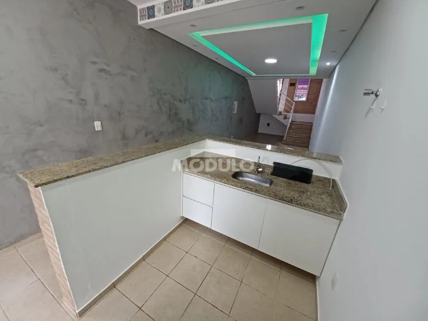 Foto 1 de Casa com 1 Quarto para alugar, 60m² em Morada da Colina, Uberlândia