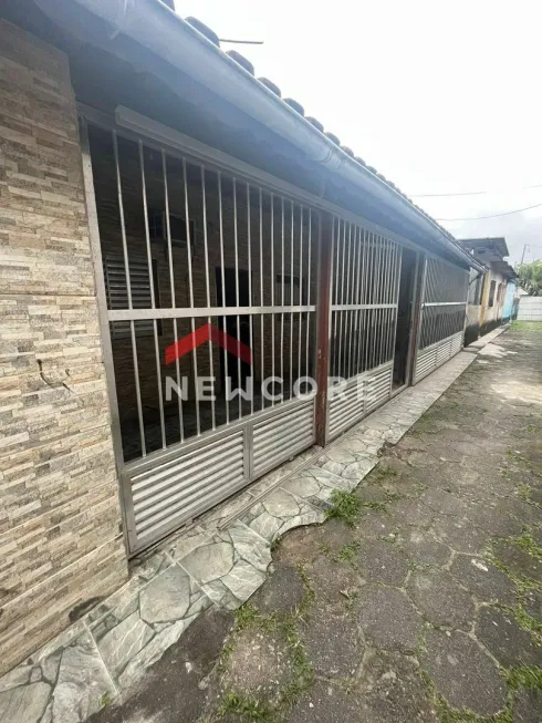 Foto 1 de Casa com 2 Quartos à venda, 50m² em Agenor de Campos, Mongaguá