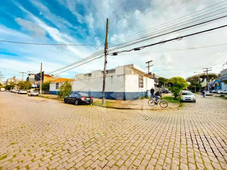 Foto 1 de Prédio Comercial para alugar, 350m² em São Geraldo, Porto Alegre