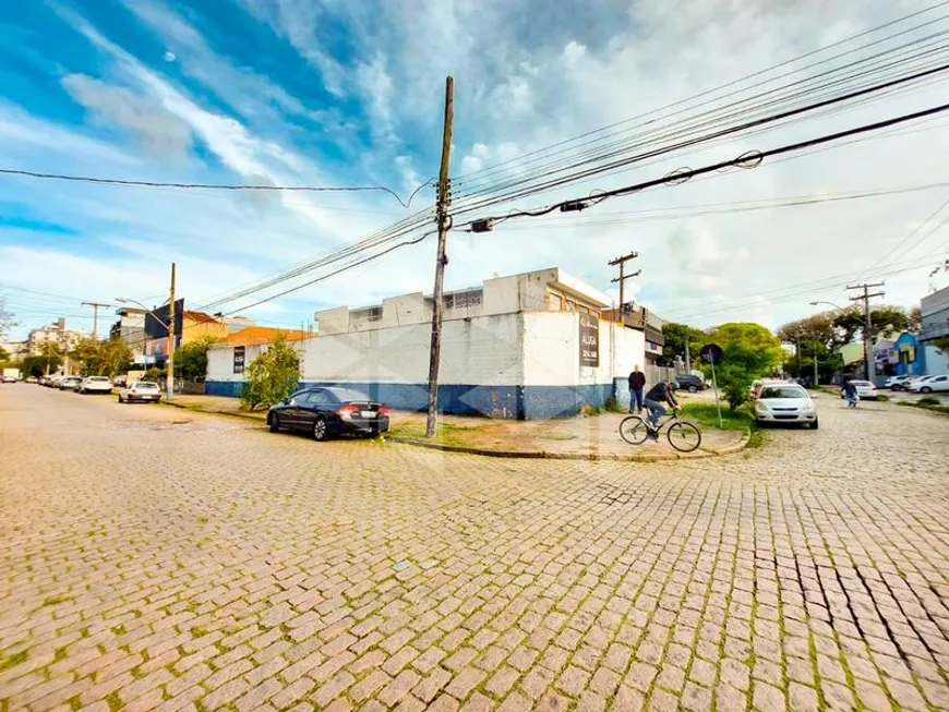 Foto 1 de Prédio Comercial para alugar, 352m² em São Geraldo, Porto Alegre