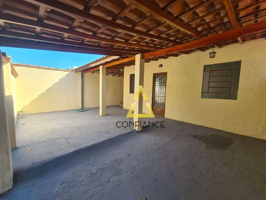 Foto 1 de Casa com 4 Quartos à venda, 150m² em Vila Miguel Martini, Jaguariúna