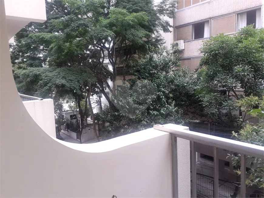 Foto 1 de Apartamento com 3 Quartos à venda, 130m² em Jardim Paulista, São Paulo