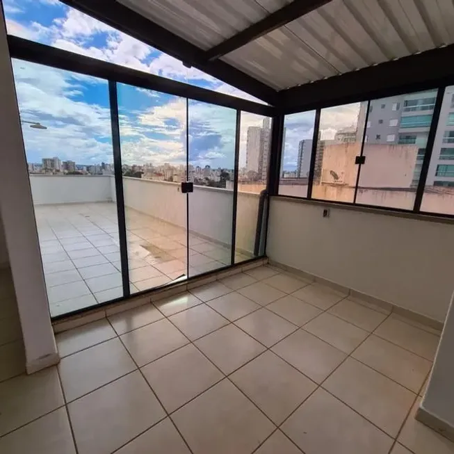 Foto 1 de Cobertura com 4 Quartos à venda, 150m² em Santa Mônica, Uberlândia