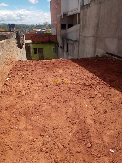 Foto 1 de Lote/Terreno à venda em Jardim Patrícia, Itaquaquecetuba