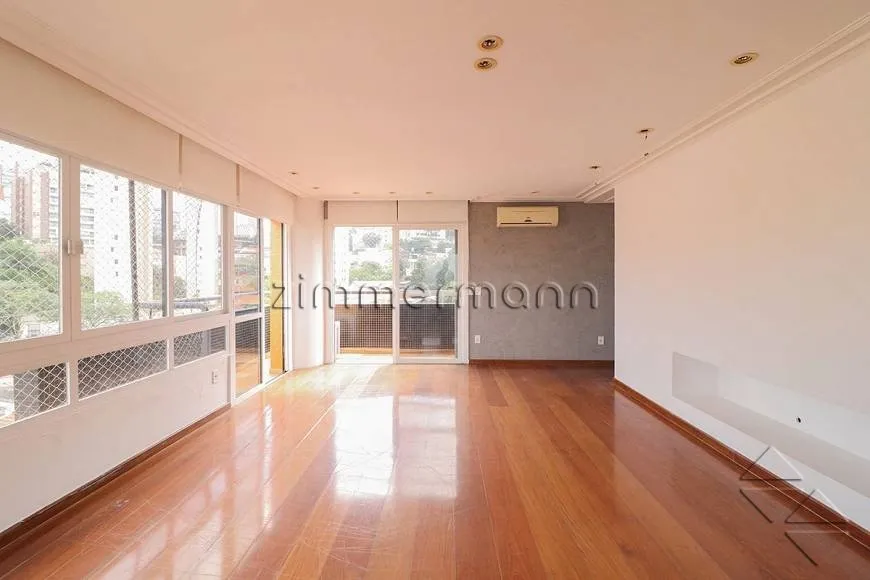 Foto 1 de Apartamento com 3 Quartos à venda, 165m² em Alto de Pinheiros, São Paulo