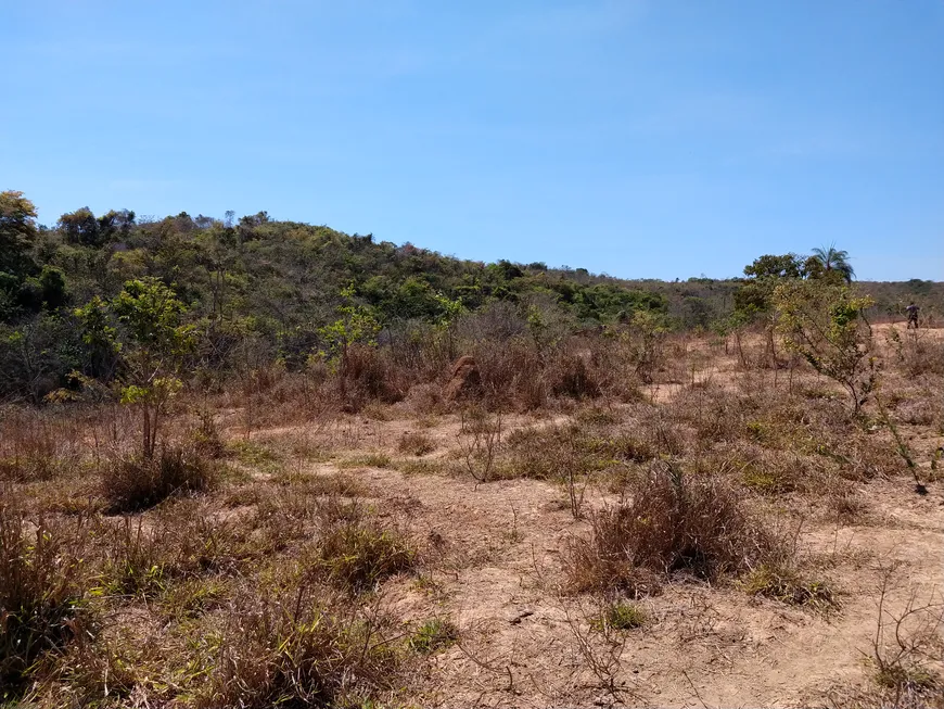 Foto 1 de Lote/Terreno à venda, 20000m² em Zona Rural, Jequitibá