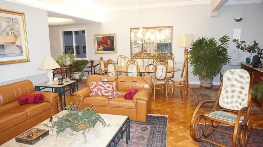 Foto 1 de Apartamento com 3 Quartos à venda, 185m² em Higienópolis, São Paulo
