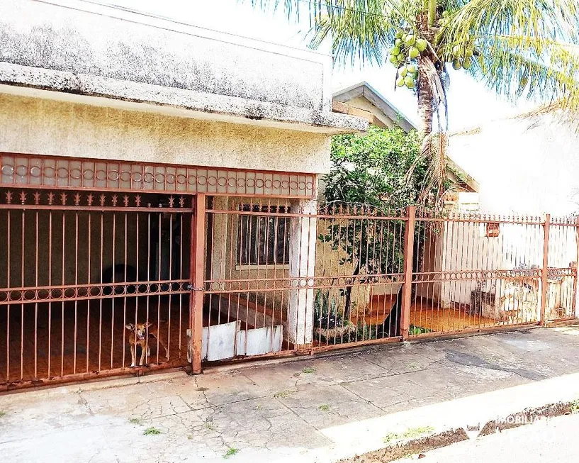 Foto 1 de Casa com 8 Quartos à venda, 30m² em Bom Retiro, Uberaba