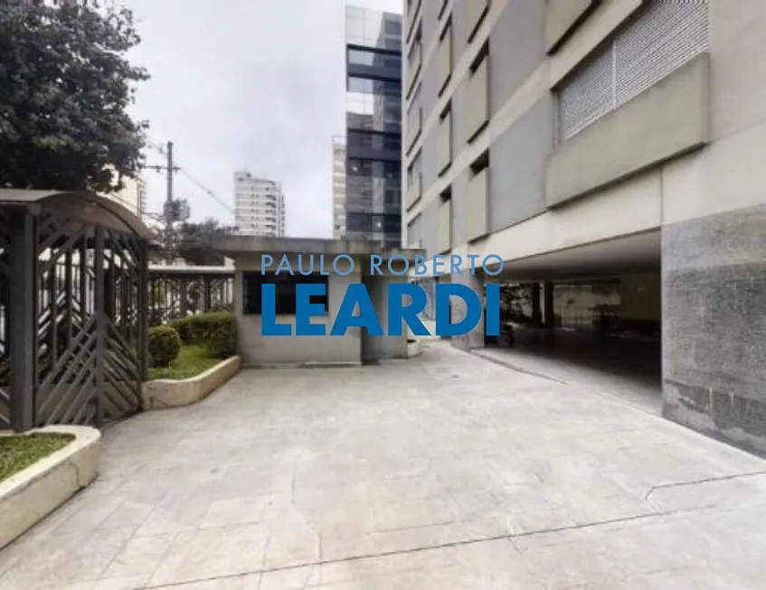 Foto 1 de Apartamento com 2 Quartos à venda, 150m² em Jardim Paulista, São Paulo