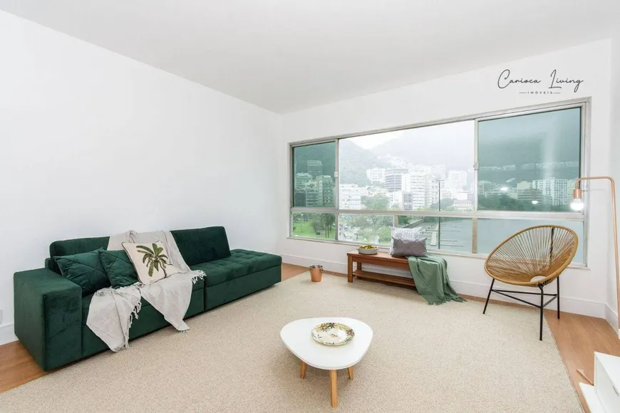 Foto 1 de Apartamento com 3 Quartos à venda, 146m² em Lagoa, Rio de Janeiro