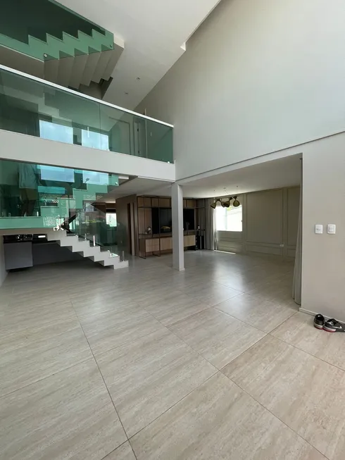 Foto 1 de Casa com 3 Quartos para alugar, 388m² em Vilas do Atlantico, Lauro de Freitas