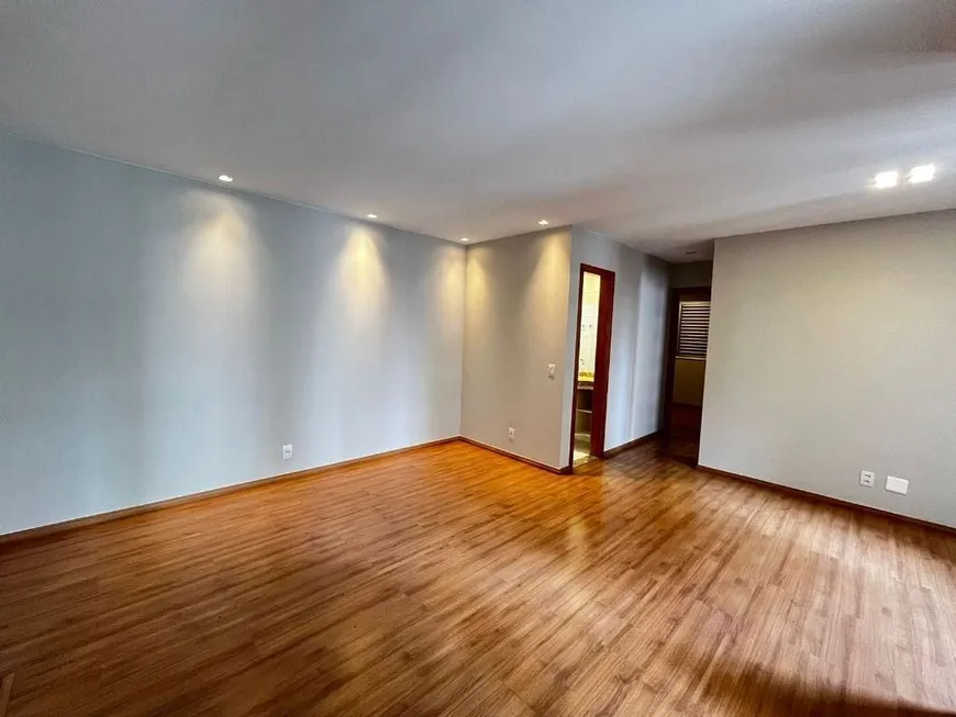 Foto 1 de Apartamento com 2 Quartos para alugar, 73m² em Gleba Fazenda Palhano, Londrina