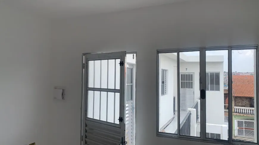 Foto 1 de Casa de Condomínio com 1 Quarto para alugar, 26m² em Vila Alzira, São Paulo