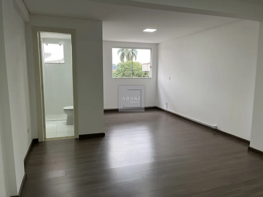 Foto 1 de Sala Comercial para alugar, 26m² em São Lourenço, Curitiba