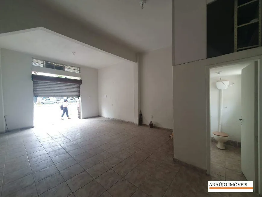 Foto 1 de Ponto Comercial para alugar, 30m² em Santa Efigênia, Belo Horizonte